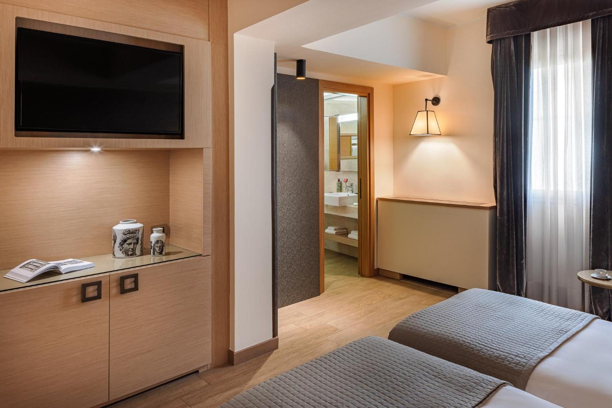 Starhotels Metropole 4*